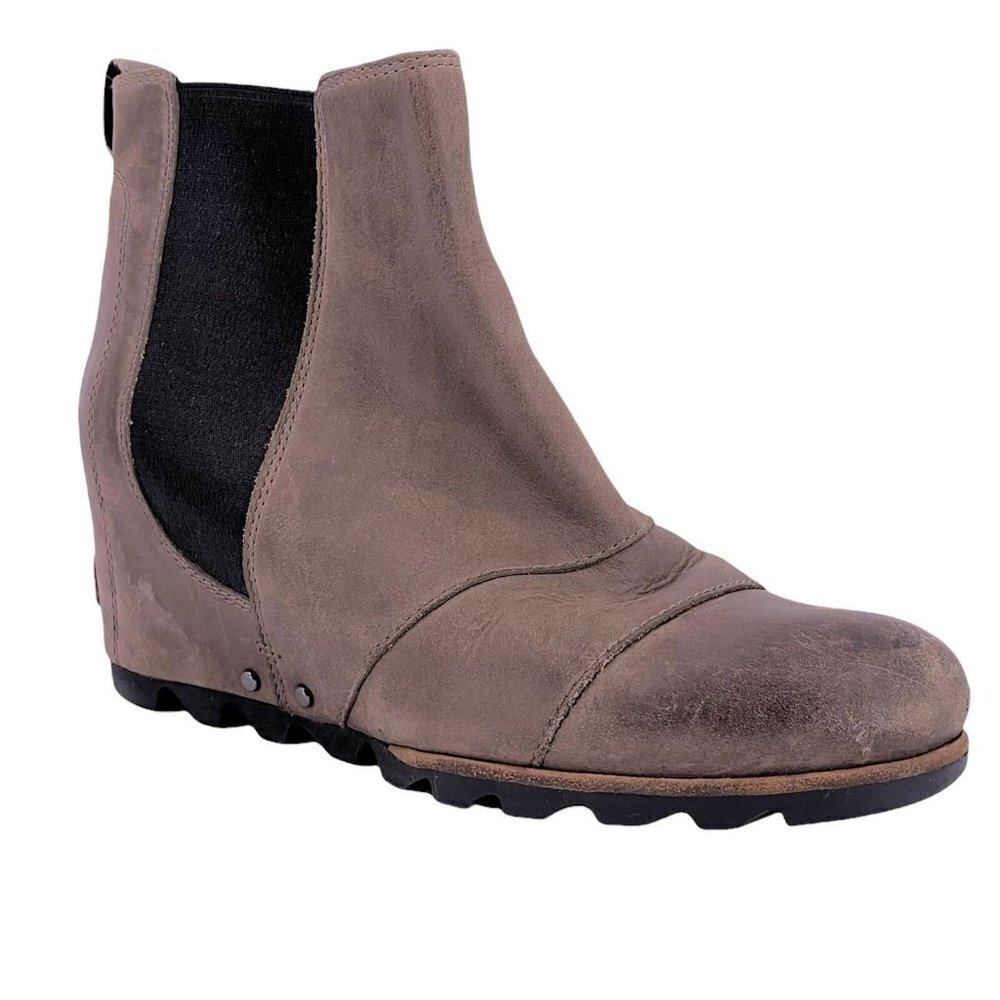 SOREL Gray Leather Lea Wedge Joan Of Artic Chelsea Boot Size 8.5 Bootie